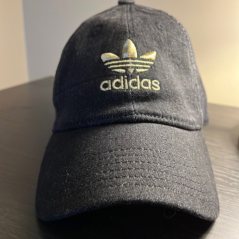 Adidas baseball hat